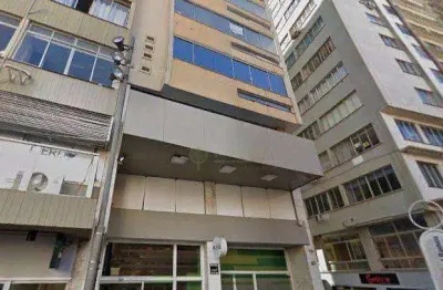 Locação | loja comercial de 643 m² com 12 salas e 5 banheiros - centro, em florianópolis.