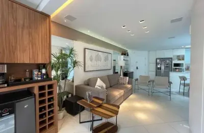 À venda | 131 m², 4 quartos, sacada com churrasqueira e 4 vagas de garagem - centro, em florianópolis.