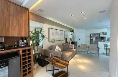 À venda | 131 m², 4 quartos, sacada com churrasqueira e 4 vagas de garagem - centro, em florianópolis.