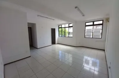 Para locação | apartamento studio no centro de florianópolis