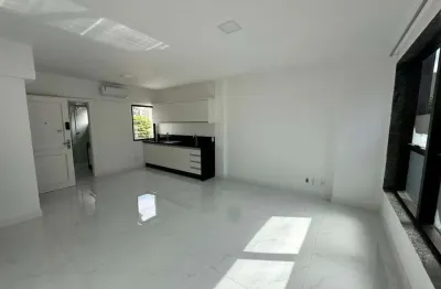 Locação no centro de florianópolis! 55m² privativos e 1 quarto