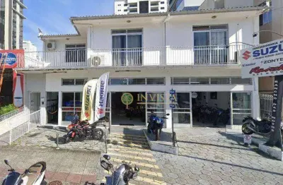 Prédio comercial para locação no bairro kobrasol! 2 pavimentos, 6 salas, 3 vagas de garagem e 5 banheiros.