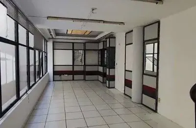 À venda | loja comercial com 69m² - centro, em florianópolis.