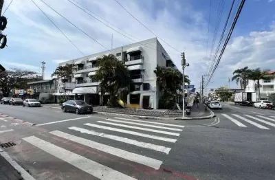 Hotel com 1953m²- à venda na praia de canasvieiras.