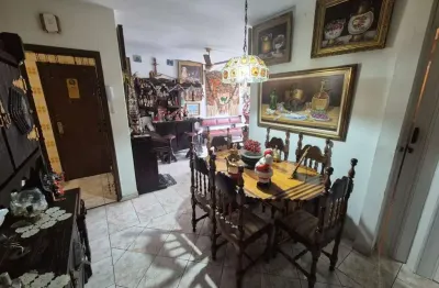À venda no bairro estreito! 3 quartos, 101m² e 1 vaga de garagem.