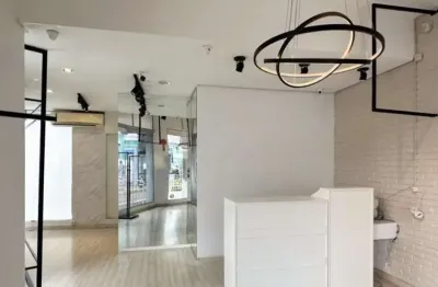 Ponto comercial com 1 sala à venda na Avenida Engenheiro Max de Souza, 1451, Coqueiros, Florianópolis