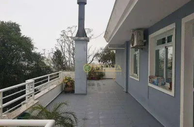 Cobertura com 3 quartos, terraço privativo e 1 vaga de garagem - à venda no bairro itacorubi.