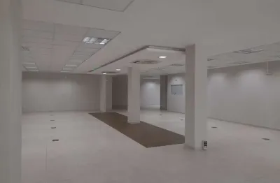Loja comercial com 350m² - à venda na avenida rio branco, centro de florianópolis.