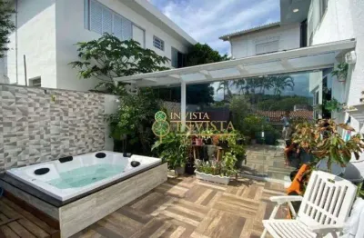 Locação no bairro agronômica! varanda gourmet com churrasqueira, hidromassagem, 4 quartos e 2 vagas de garagem.