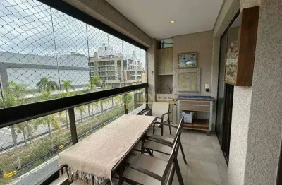 À venda na praia de jurerê! semi mobiliado, 2 quartos, sacada com churrasqueira e 1 vaga de garagem.