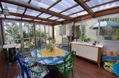 Á venda - 3 quartos, frente para a beira-mar, 1 vaga de garagem - beira mar norte