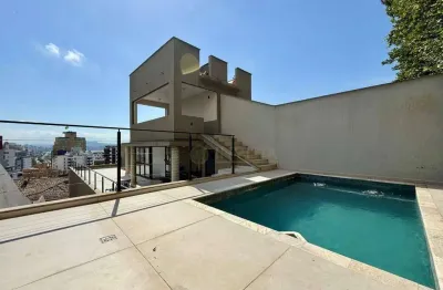Casa com 3 suítes e piscina à venda, próxima ao beiramar shopping, em florianópolis/sc.