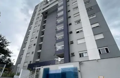 Apartamento em Barreiros com 3 dormitórios - À venda em São José.