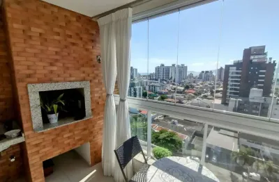 À venda no bairro estreito! vista mar, 3 quartos, sacada com churrasqueira e 1 vaga de garagem.