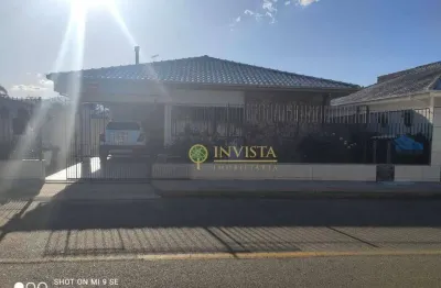 À venda | casa com 187m², churrasqueira, 3 quartos e 2 vagas de garagem - ipiranga, são josé.