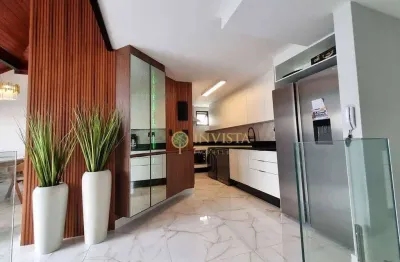 À venda | cobertura triplex de 3 quartos e vista parcial para o mar na praia dos ingleses.