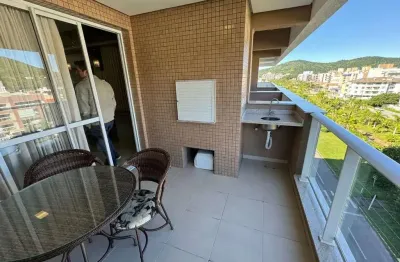 À venda | 82m², sacada com churrasqueira, 2 quartos e 1 vaga de garagem - praia de palmas, governador celso ramos.
