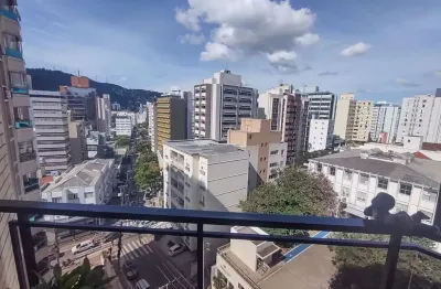 À venda | andar alto, 4 quartos, sacada com churrasqueira e 2 vagas de garagem - ao lado do angeloni no centro, em florianópolis.