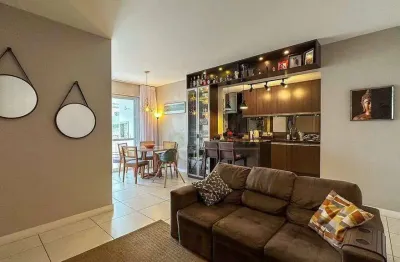 À venda | 3 quartos, sacada com churrasqueira, 2 vagas de garagem e condomínio clube – próximo à udesc, no itacorubi, florianópolis.