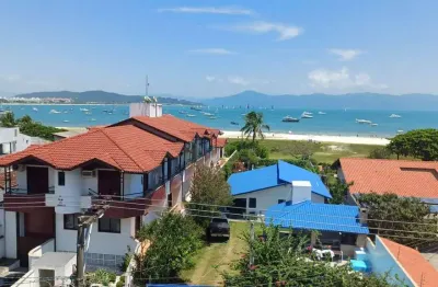 Cobertura com 3 quartos à venda na Praia de Jurerê, em Florianópolis/SC.