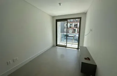 À venda | semi mobiliado, 67 m², 2 quartos e 1 vaga de garagem - córrego grande, próximo ao imperatriz.