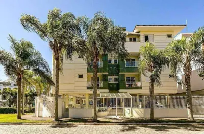 À venda | 70 m², sacada com churrasqueira, 2 quartos e 1 vaga de garagem - praia de jurerê, em florianópolis.