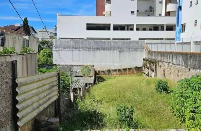 Terreno de 1.386,39m² para construção de condomínio residencial multifamiliar no estreito - à venda em florianópolis