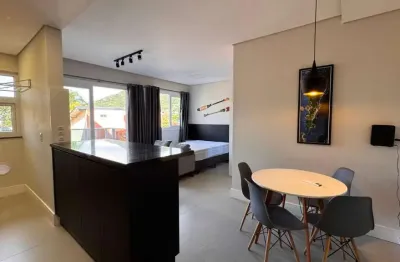 À venda | 42 m², sacada com churrasqueira, mobiliado e 1 vaga de garagem - ribeirão da ilha, em florianópolis.