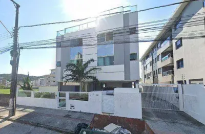 À venda | 150 m², Mobiliado, 2 quartos, terraço privativo e 2 vagas de garagem - Praia dos Ingleses, em Florianópolis.