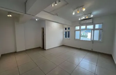 À venda | sala comercial com 23 m² no edifício dias velho – centro, florianópolis