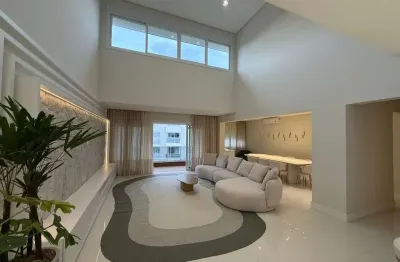 À venda | 333 m², 5 quartos, 4 vagas e sacada - jurerê internacional, em florianópolis.