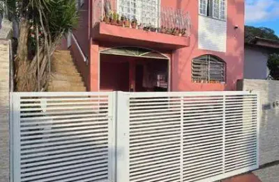 À venda | 116 m², 3 quartos e 2 vagas de garagem - Centro, em Florianópolis.