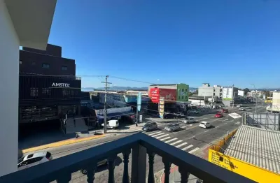 Locação | 80 m², 3 quartos e localização privilegiada - barreiros, em são josé.