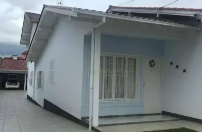 À venda | 130 m², 3 quartos, vista mar e 4 vagas de garagem - barreiros, são josé.