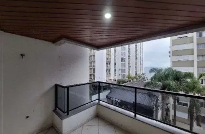 Locação | 82,97 m², semi mobiliado, 3 quartos e 1 vaga de garagem - centro, próximo ao colégio catarinense.