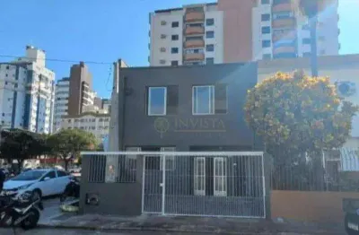 À venda | 165 m², 4 quartos e 1 vaga de garagem - centro, em florianópolis.
