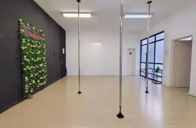 Locação | Conjunto de Salas Comerciais com 78 m² - Centro, em Florianópolis.