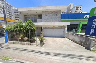 À venda | terreno comercial na avenida mauro ramos - centro de florianópolis.