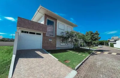 À venda | 247 m², 3 quartos, Terraço, área gourmet com churrasqueira e 3 vagas - Condomínio fechado, Praia do Campeche - Florianópolis/SC.