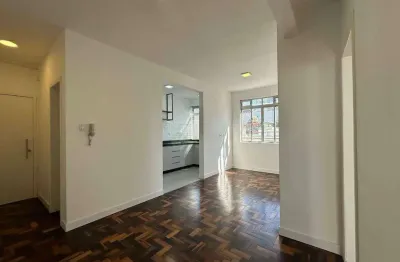 À venda | 51 m², 2 quartos e 1 vaga de garagem - estreito, florianópolis.