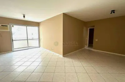 À venda | 122m², semi mobiliado, 3 quartos, sacada - próximo ao colégio catarinense, centro de florianópolis.