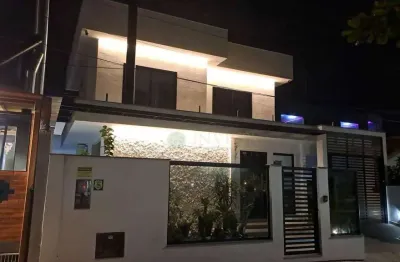 À venda | 170 m², vista mar, piscina privativa, 3 quartos e 2 vagas - itaguaçu, florianópolis.