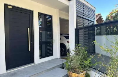 À venda | 170 m², vista mar, piscina privativa, 3 quartos e 2 vagas - itaguaçu, florianópolis.