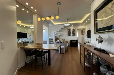 À venda | 166 m², Duplex, Mobiliada e Decorada, Terraço Privativo, 3 quartos e 2 vagas - Ao lado da UFSC, em Florianópolis.