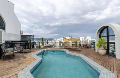 À venda | 45 m², mobiliado e decorado, 1 quarto e 1 vaga - ao lado do parque da luz, centro, florianópolis.