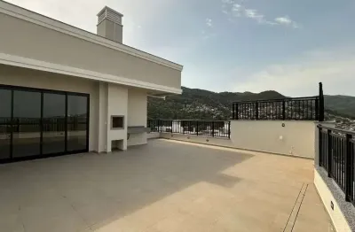 Locação | 179 m², semi mobiliado, terraço com churrasqueira, 3 quartos e 2 vagas de garagem - saco grande, em florianópolis.