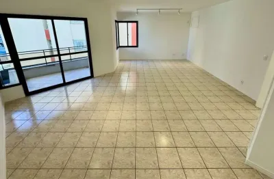À venda | 170 m². 4 quartos, 3 vagas, sacada - próximo à marina da beira-mar norte.
