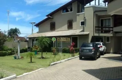 À venda | condomínio com 1.300 m², 8 casas e espaço comercial em pleno funcionamento na lagoa da conceição