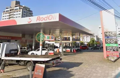 Posto de gasolina à venda em capoeiras / florianópolis.