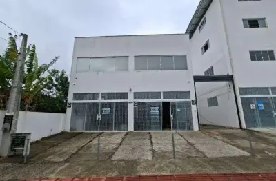 Locação | galpão comercial de 250 m² com 6 vagas de garagem - jardim atlântico, em florianópolis.